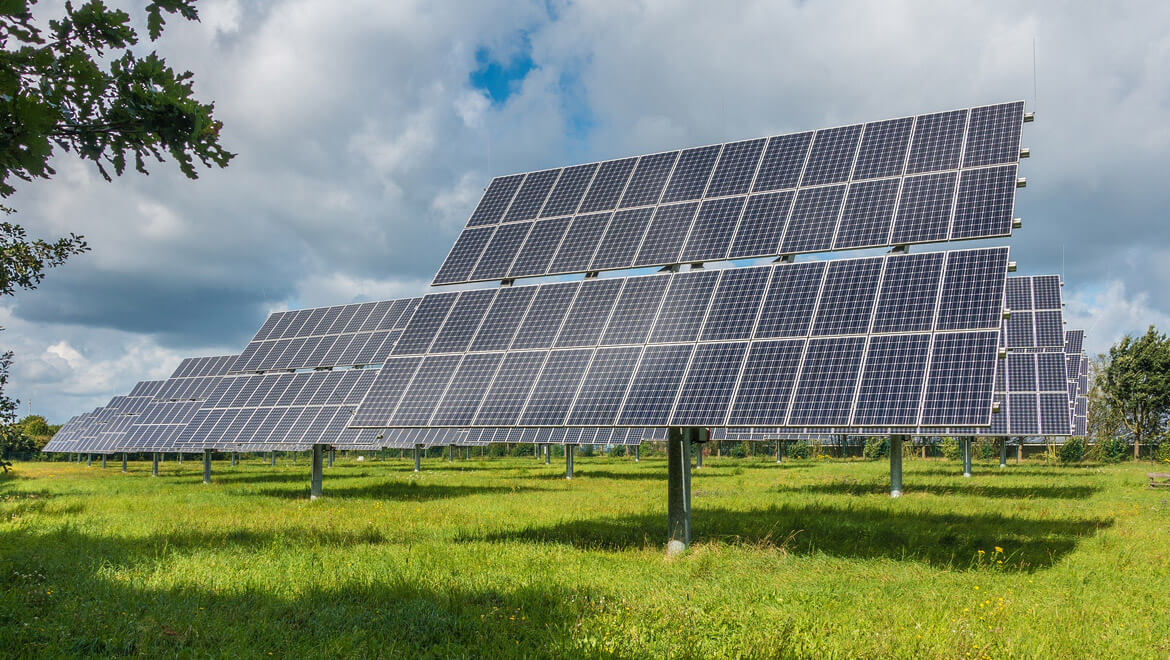 Hybrid Vs Grid Tied Solar Energy Systems
